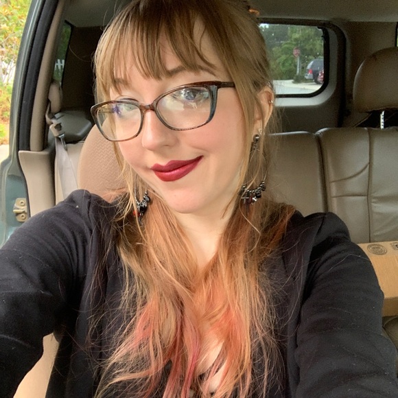 Meet your Posher, Sheridan - Picture 1 of 1